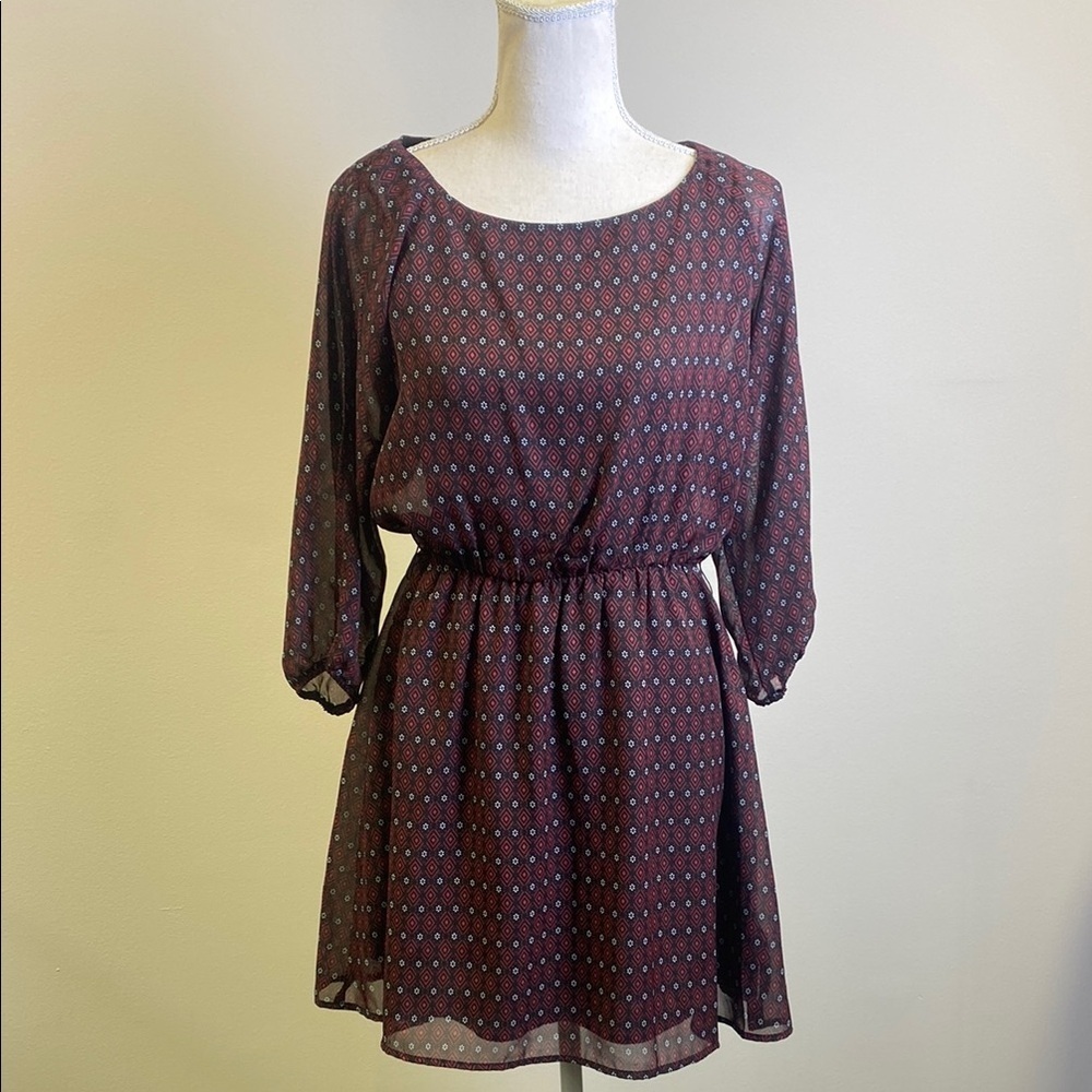 Three Pink Hearts Women’s Small Elegant Burgundy Patterned Dress